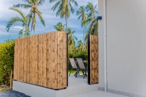 Entrée du Cottage Blue Cyan de la résidence Blue Cyan Cottage sur l’île de Koh Samui en Thaïlande du Sud.