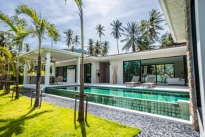 Piscine de la villa MAIA chez Blue Cyan Cottage (location vacances), située a Maenam sur l’île de Koh Samui en Thaïlande du sud.