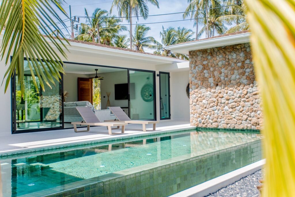 Piscine de la villa MAIA chez Blue Cyan Cottage (location vacances), située a Maenam sur l’île de Koh Samui en Thaïlande du sud.